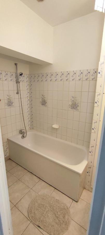 Hypercentre Grand Appartement Lumineux 3 Chambres Parking Αζάν Εξωτερικό φωτογραφία